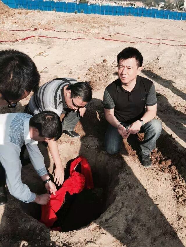 mmexport1429533765793